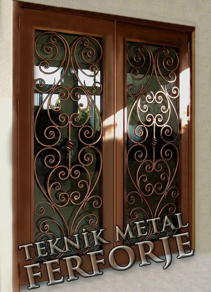 Ferforje Bina Kapısı